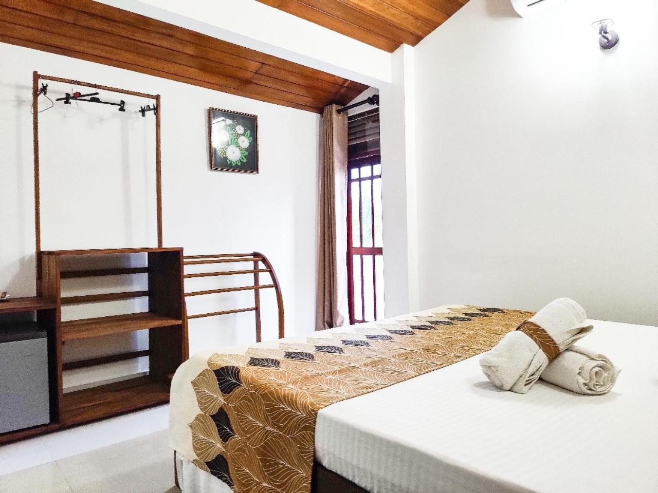 Villa 26 Weligama Buitenkant foto